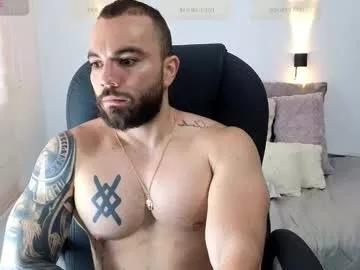 isaac_carter from Chaturbate
