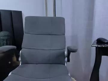 isaac_cryston from Chaturbate