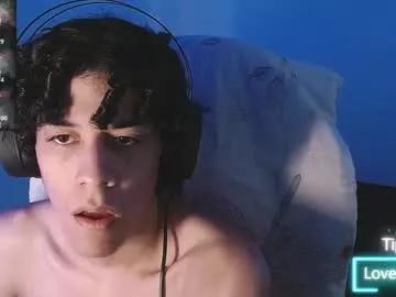 isidroglasc from Chaturbate