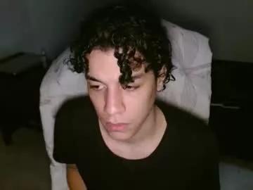 isidroglasc from Chaturbate