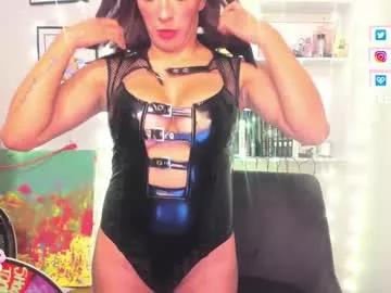 issa_latin from Chaturbate