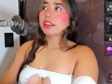 issie_cute from Chaturbate