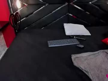 ivisbouncyass from Chaturbate
