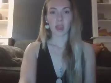 ivyyy1995 from Chaturbate