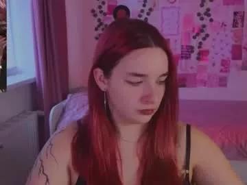 iwi_wi_wi from Chaturbate