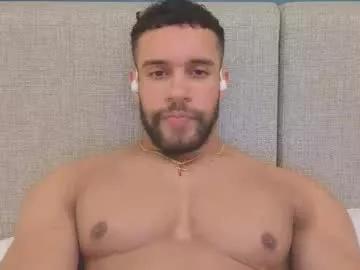 izaak_lover from Chaturbate