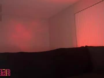 izzybear_ from Chaturbate