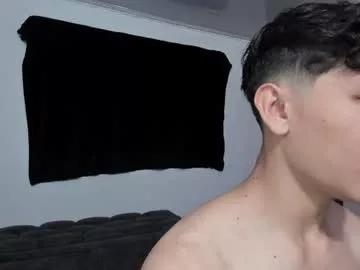 j_u_p_i_t_e_r from Chaturbate