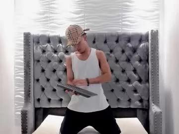 Dirty chat webcam: explore liveshows with versed models, from laying bare to fetishes, in a variety of sexy free adult webcams.