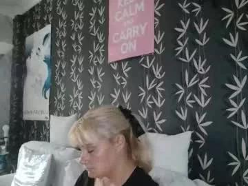 jakkilouise from Chaturbate