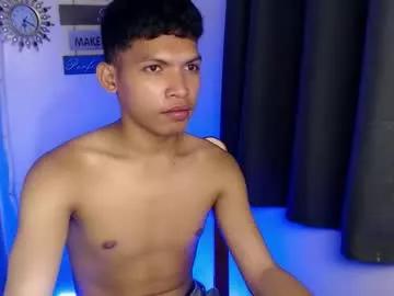 Photos of janlloyd04 from Chaturbate is Freechat