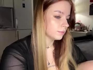 janniekeneipp from Chaturbate
