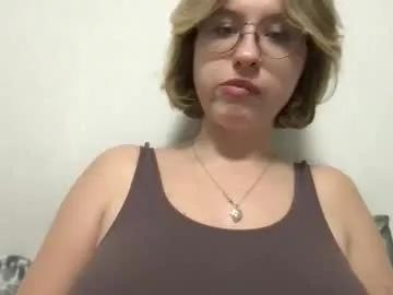 jelly_gum from Chaturbate