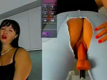 jess_benz from Chaturbate