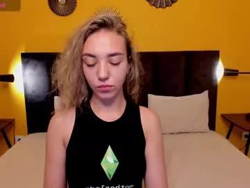 jessie_curlyy from Chaturbate