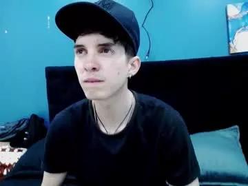 Jheampiero webcams show profile image 