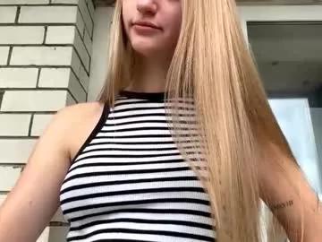 jinnyjaquins from Chaturbate