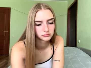 jinnyjaquins from Chaturbate