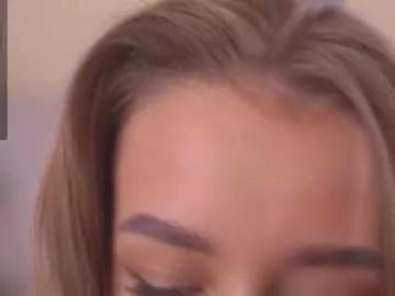 jjennnyy from Chaturbate