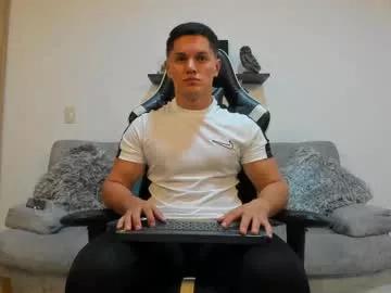 julian_wallace from Chaturbate is Freechat