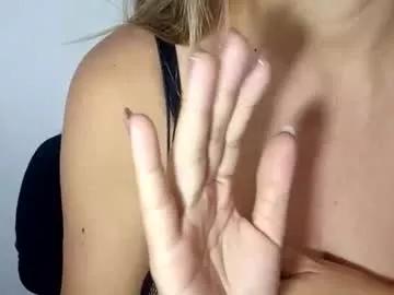 Juliett944214 webcams show profile image 