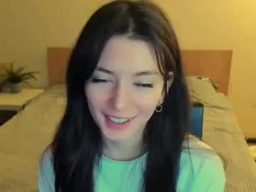 Julietta_has_a_gun webcams show profile image 