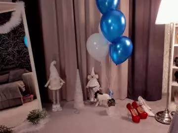 jullia_moor from Chaturbate