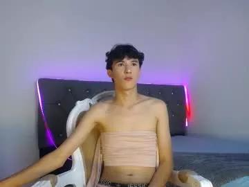 jullian_ricci from Chaturbate