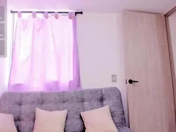 Jullya_x_ webcams show profile image 