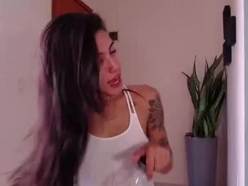 jullyjuicy from Chaturbate