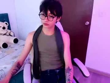 juuli_ross_ from Chaturbate