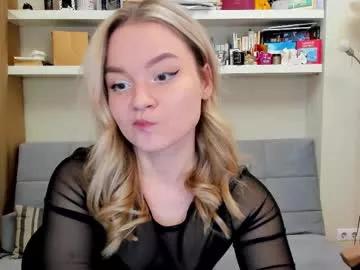 kara_smith_ from Chaturbate