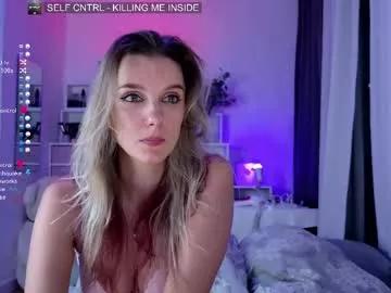 karamelsw from Chaturbate