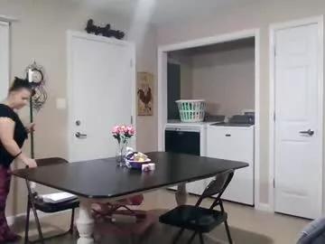 Kawiipie113 webcams show profile image 