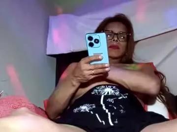 kelly_alisset from Chaturbate