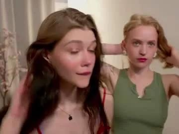 kelly_ember from Chaturbate