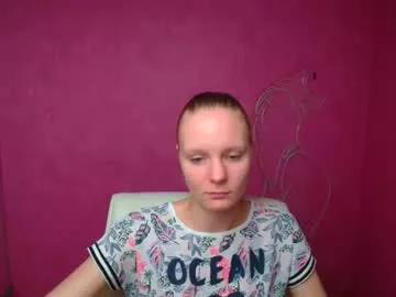 kelly_lly from Chaturbate