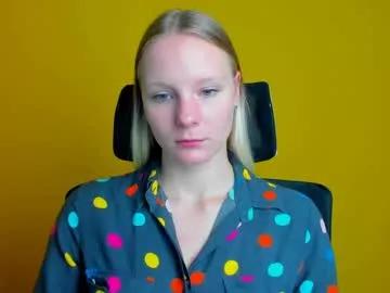 kelly_lly from Chaturbate