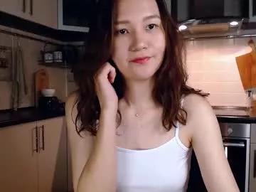 kelly_yon from Chaturbate