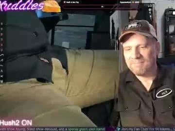 kenkuddles from Chaturbate