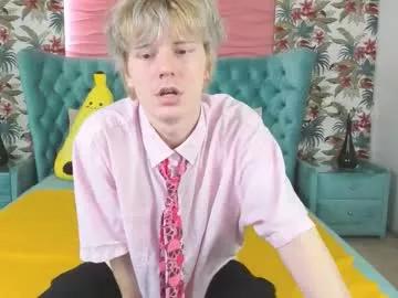 kevinm1lky from Chaturbate is Freechat