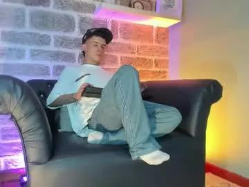 kevinn_blue from Chaturbate is Freechat