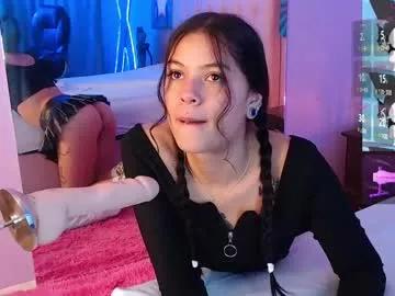 kiki_cams from Chaturbate