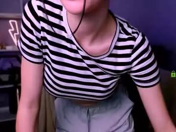 kiki_swan from Chaturbate