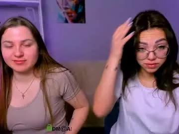 kiki_swan from Chaturbate