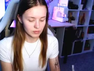 kikies_ from Chaturbate