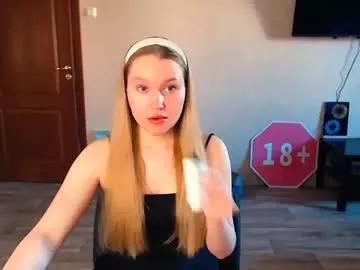 kikies_ from Chaturbate