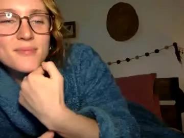 kikiraebabyy from Chaturbate