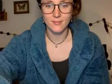 kikiraebabyy from Chaturbate