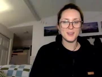 kikiraebabyy from Chaturbate